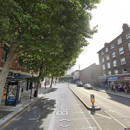 Nice 4 Bedroom Apartment Near City Centre 2-Min Walk To Metro !! Business & Family Friendly!! London Exterior photo
